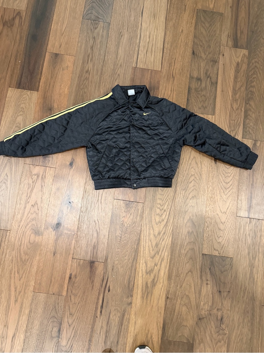 Nike Team Sports Women's Quilted Bomber Jacket - Black/Yellow - Size Medium - Picture 2 of 7
